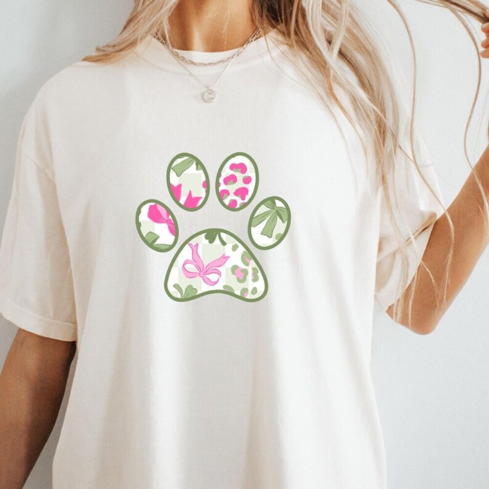 Lucky Paws Tshirt, St Patricks Day Dog Tee, Dog Lover Gift Shirt